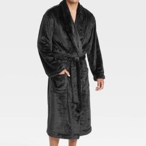 Men’s Plush Robe- Goodfellow & Co Black S/M